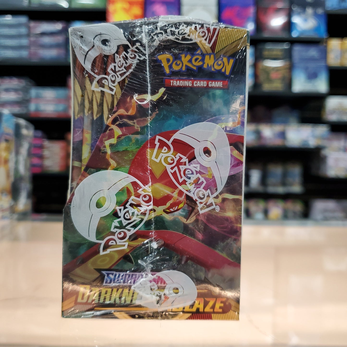 Sword & Shield: Darkness Ablaze - Booster Box
